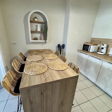 Calliope - Exclusivite - Theme Grec - Plein Centre Daire *